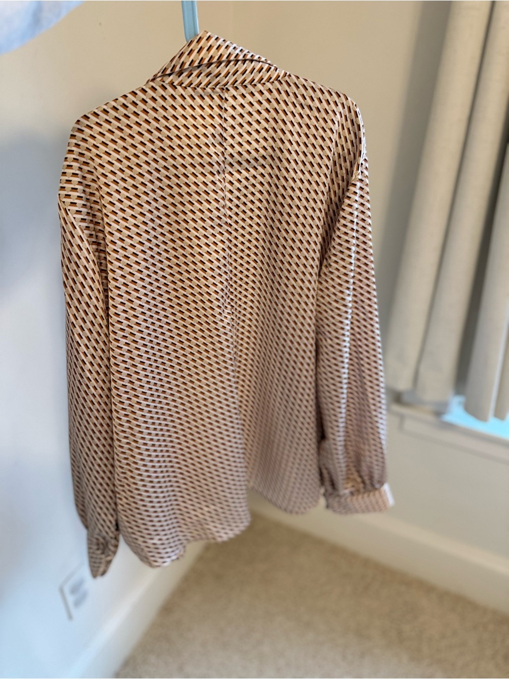 Zara Cream and Brown Geometric Button-Up Blouse - Picture 2 of 5